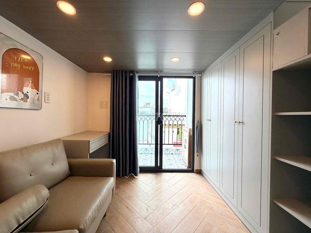 Upper level level of furniture right Vườn Lài - 2x sold new spades