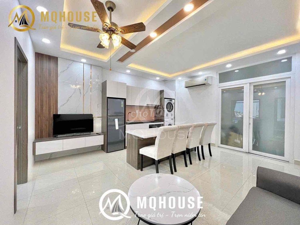 The kitchen/2 bedroom apartment at Thoại Ngọc Hầu 40/50 M2 is full of furniture