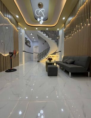 6 meters out, 50 meters out of Lê Trọng Tấn, 4 x20 m new house cast 3 master bedrooms