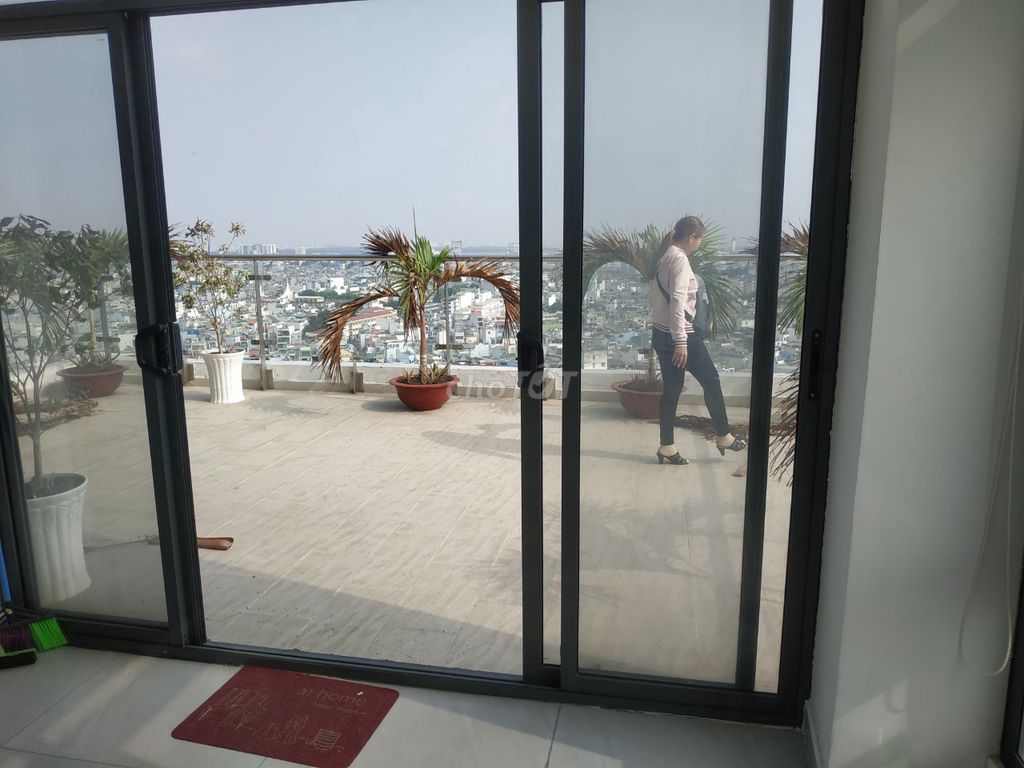 Rent Penthouse Bảy Hiền Tower, area 188 meters2, 4 bedrooms, 4 toilets, 17 million