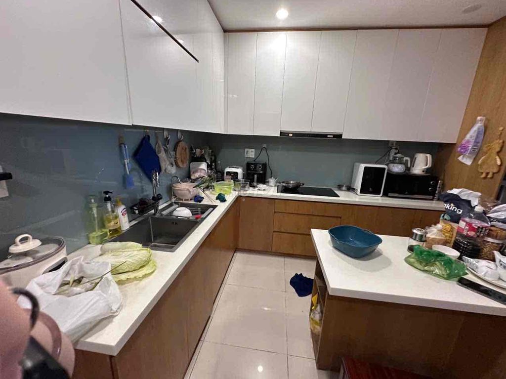 Three bedrooms are rare for Cityland Park Hill 100 meters tall.