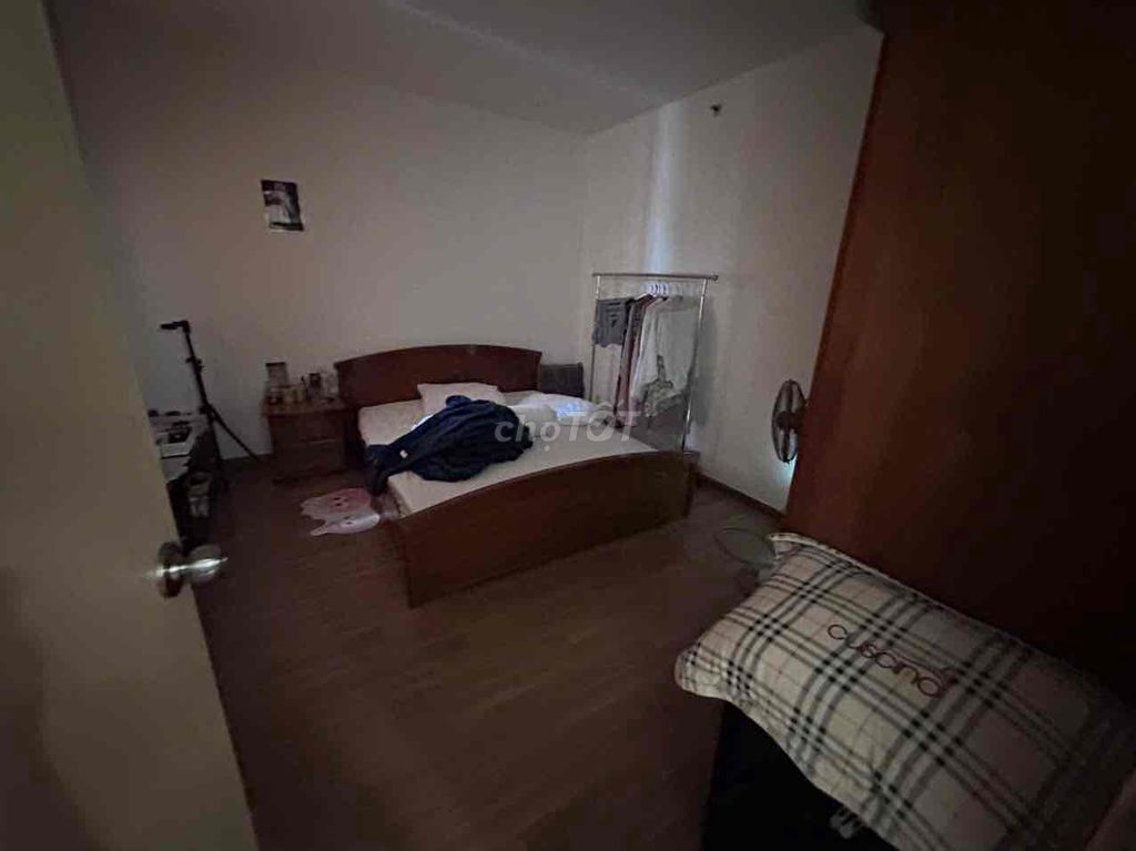 Three bedrooms are rare for Cityland Park Hill 100 meters tall.