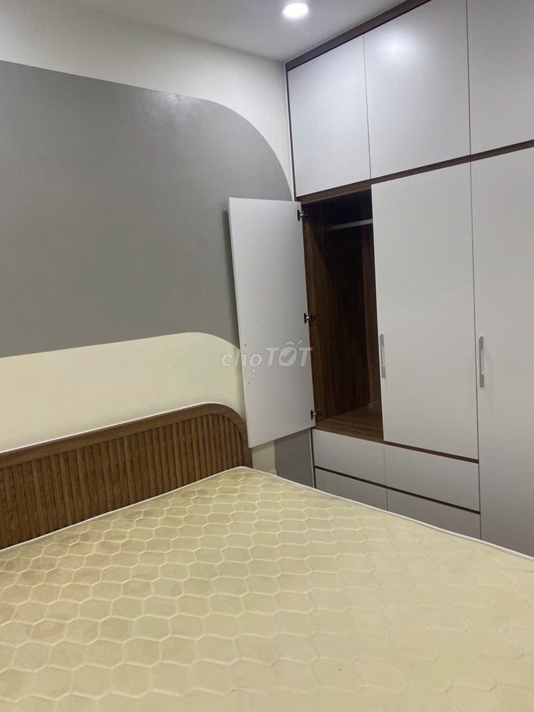 Urban Hill 78 meters, two bedrooms in Finelife District 7.