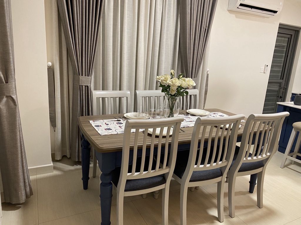 Urban Hill 3 bedrooms, super nice house right here. Finelife pmh