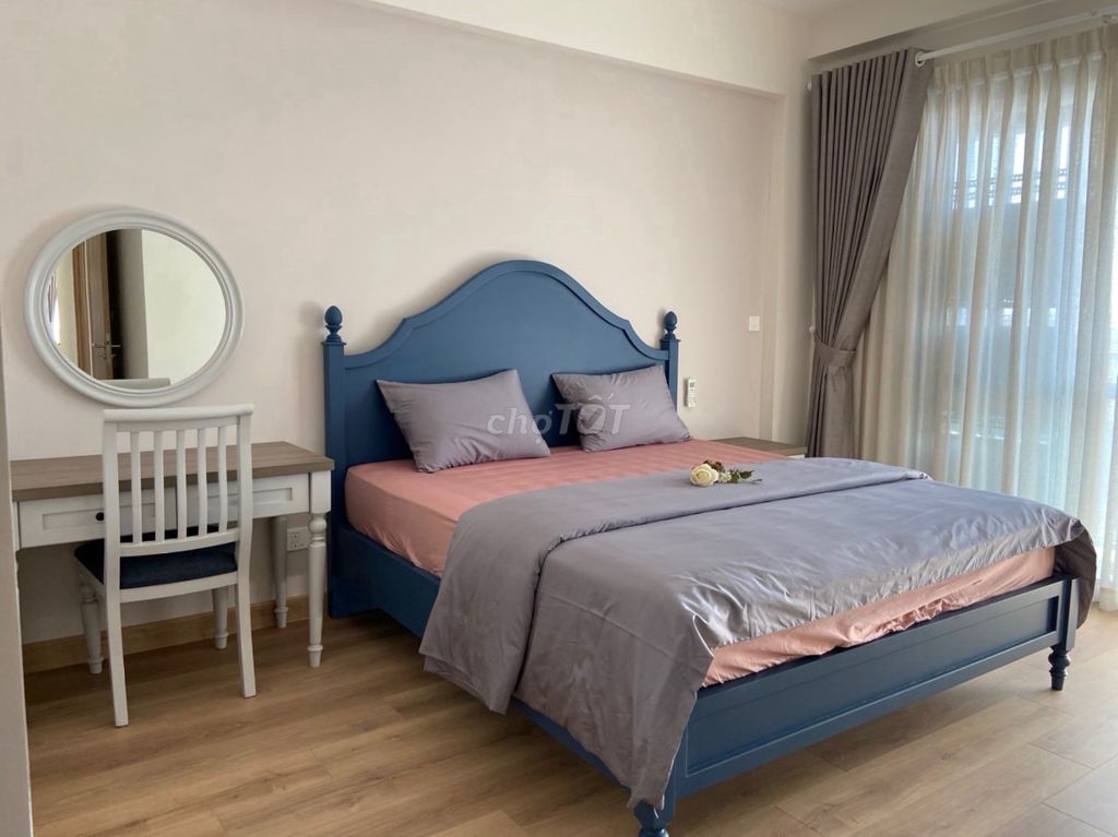 Urban Hill 3 bedrooms, super nice house right here. Finelife pmh