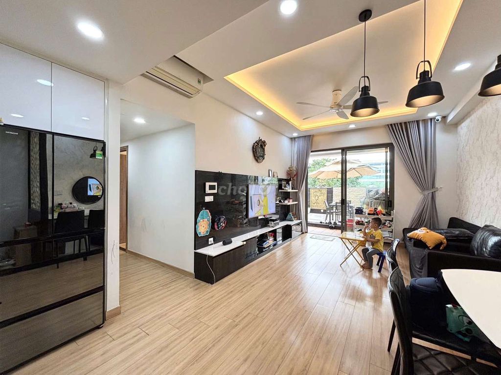 Three bedrooms have a super-size field. Novaland Botanica Premier.