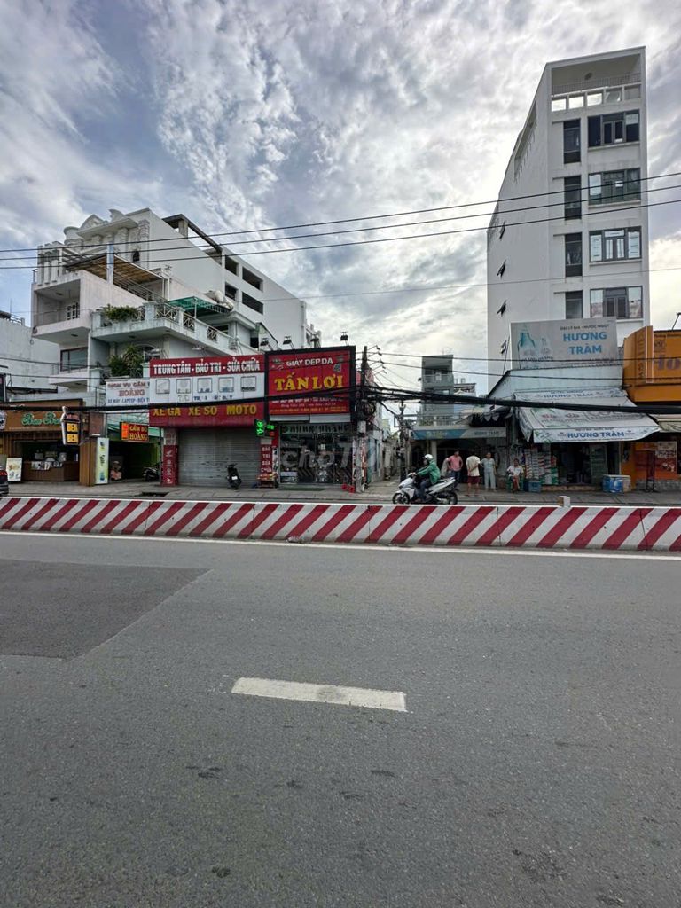 Rent him Huỳnh Tấn Phát. area: 6 x36 meters. 234 meters of land. 70 million.