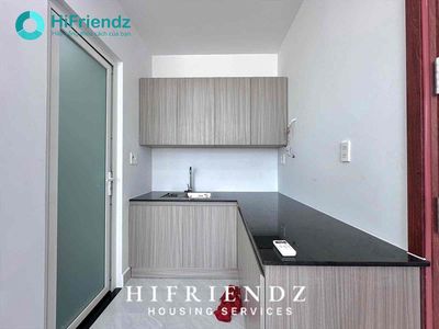 New service apartment near vhu, ueh cs N, which has a refrigerator, which is located near the District 8 neighborhood.