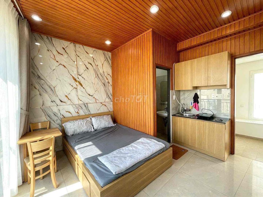 The owner rented the balcony room in blue.