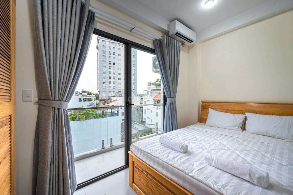 Rent apartment one bedroom, balcony, elevator, new home 100%.
