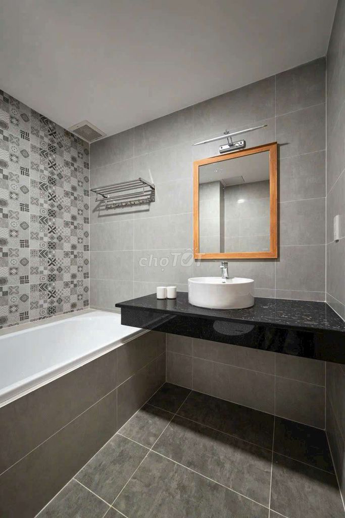 Rent apartment one bedroom, balcony, elevator, new home 100%.