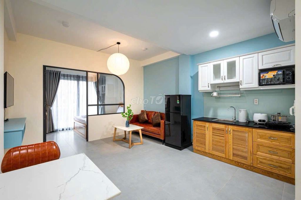 Rent apartment one bedroom, balcony, elevator, new home 100%.