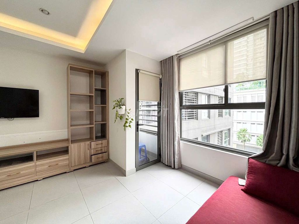 Officetel one bedroom. A toilet full of Novaland Orchard Garden furniture.