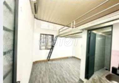 Crossed room 4 million that can walk through Uth, vl, interior.