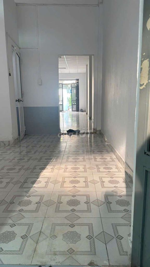 6 meters Thoại Ngọc Hầu 4 X25 M, 2 bedrooms, 3 toilets, 13 million