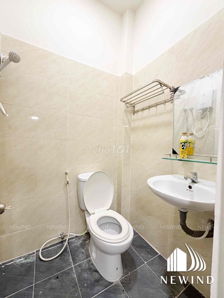 super wide - full interior - right lotte mart, ufm, tdtu,...