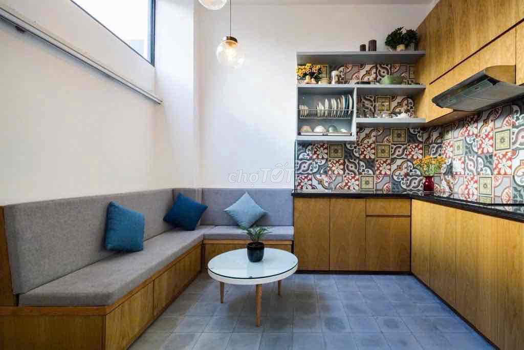 The three-way Phan Ho-Cầm Bá Thước Phú Nhuận 5 x 4th 1 ground, 2 stories,