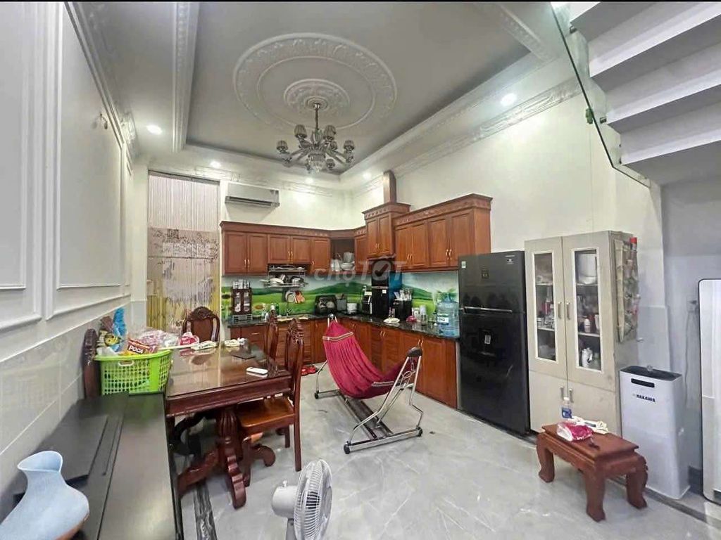 House 1 MM 3 3 rooftop 1888 liên khu 4/5