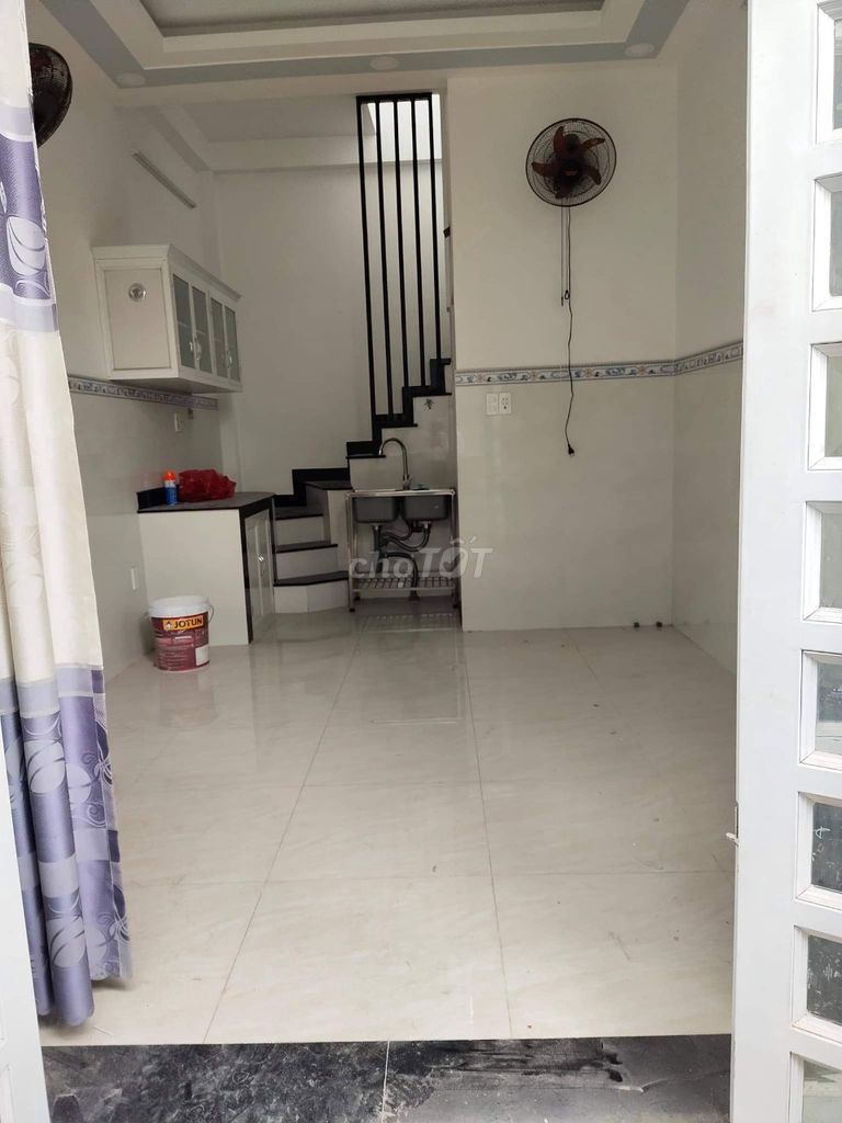 Rent an alley 200 Lê Văn Lương, F Tân Hưng, two bedrooms, one air conditioning.