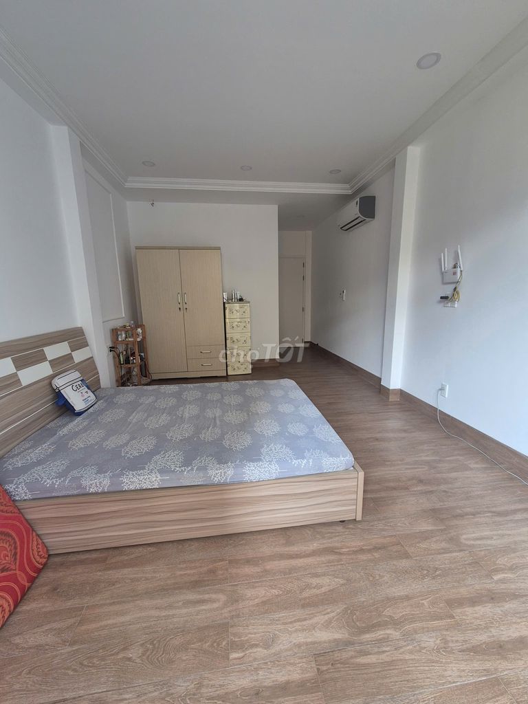 Rent a brand-new Duy Tân place, P. Keill Bridge - Full interior