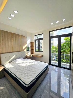 6 meters Dương Đức Hiền, 4 x19.5 meters, 4 new ones, 4 bedrooms 4 toilets
