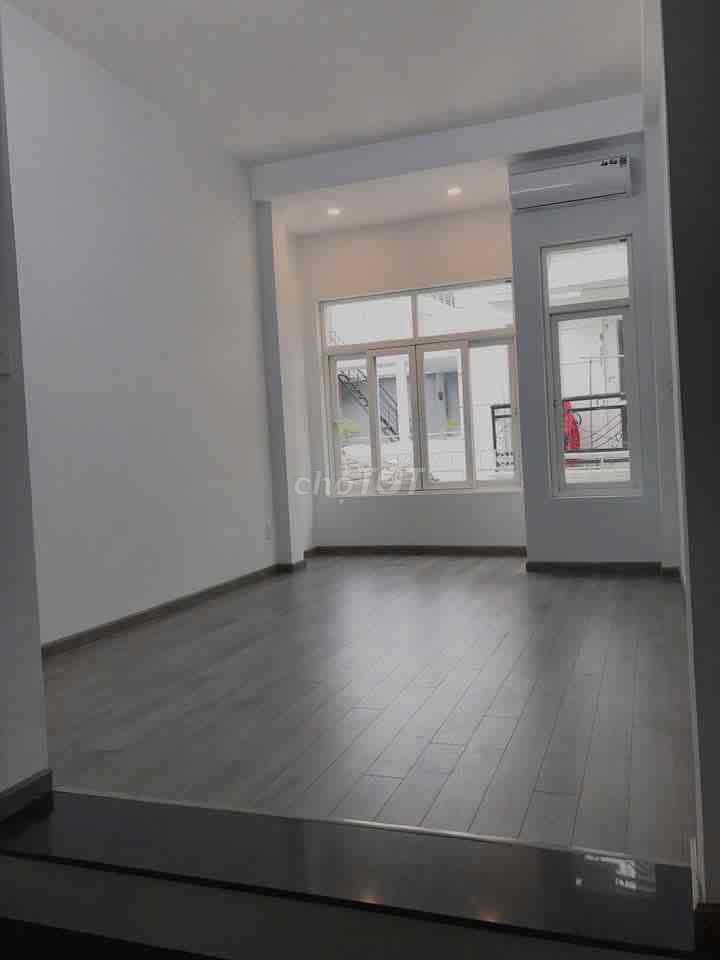 Rent the original house-- Trần Quang Khải, District 1.