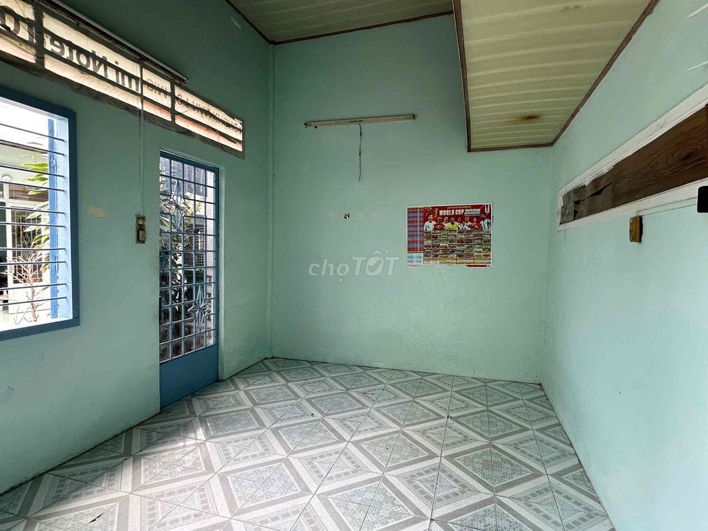The 2nd Main House, Lê Văn Việt -- that's right on Hiệp Phú.