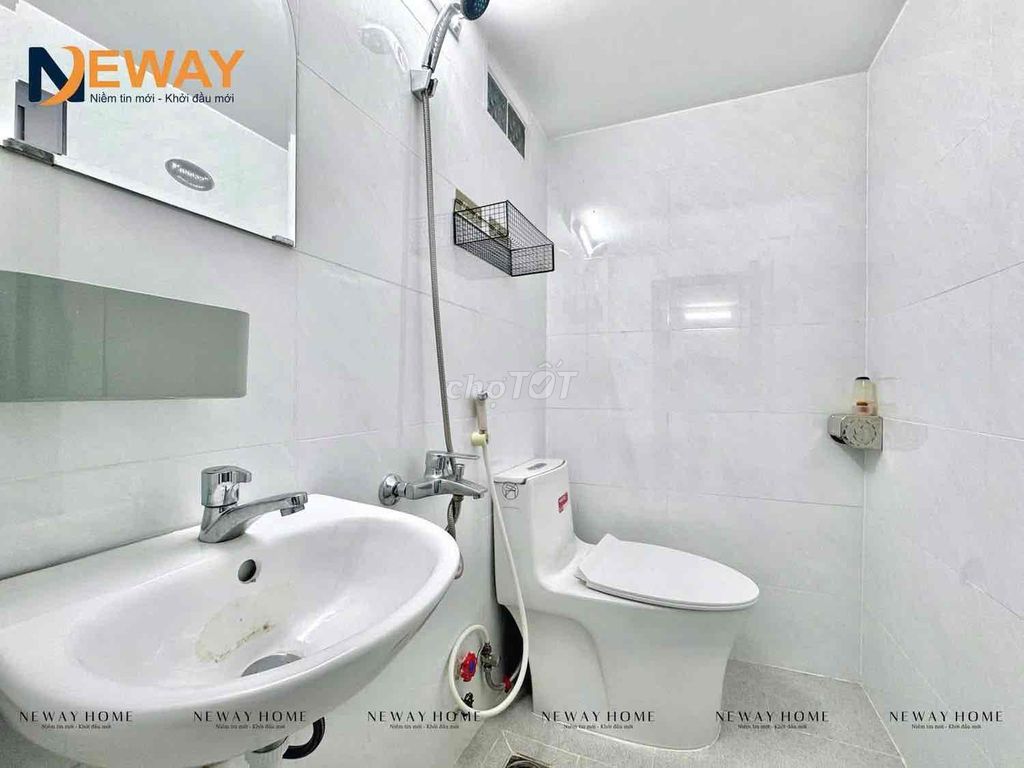 Rent a student suite near a charity college.