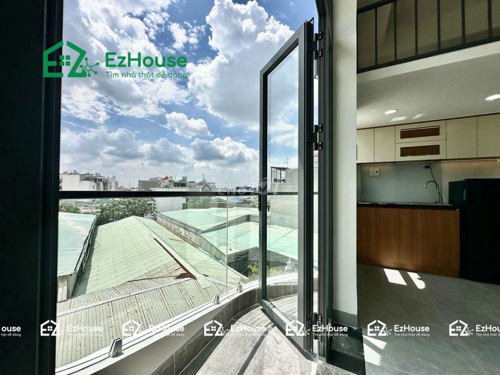 The full interior service apartment helps reduce the first three ounces of speed for the best