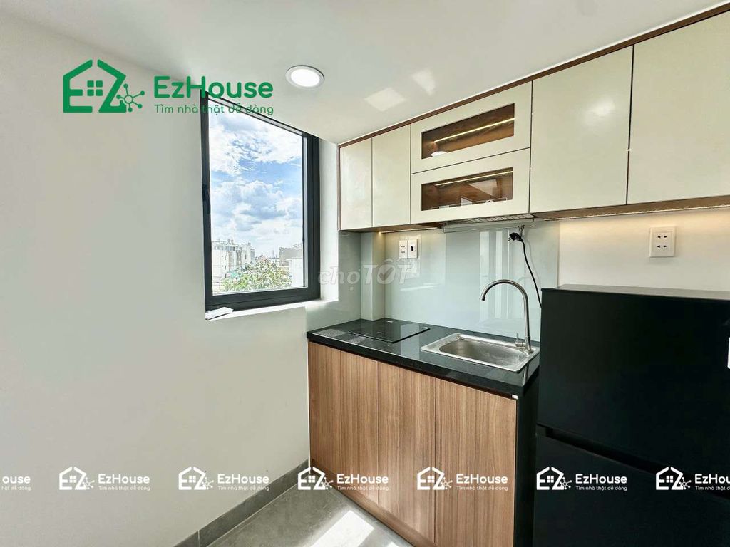 The full interior service apartment helps reduce the first three ounces of speed for the best