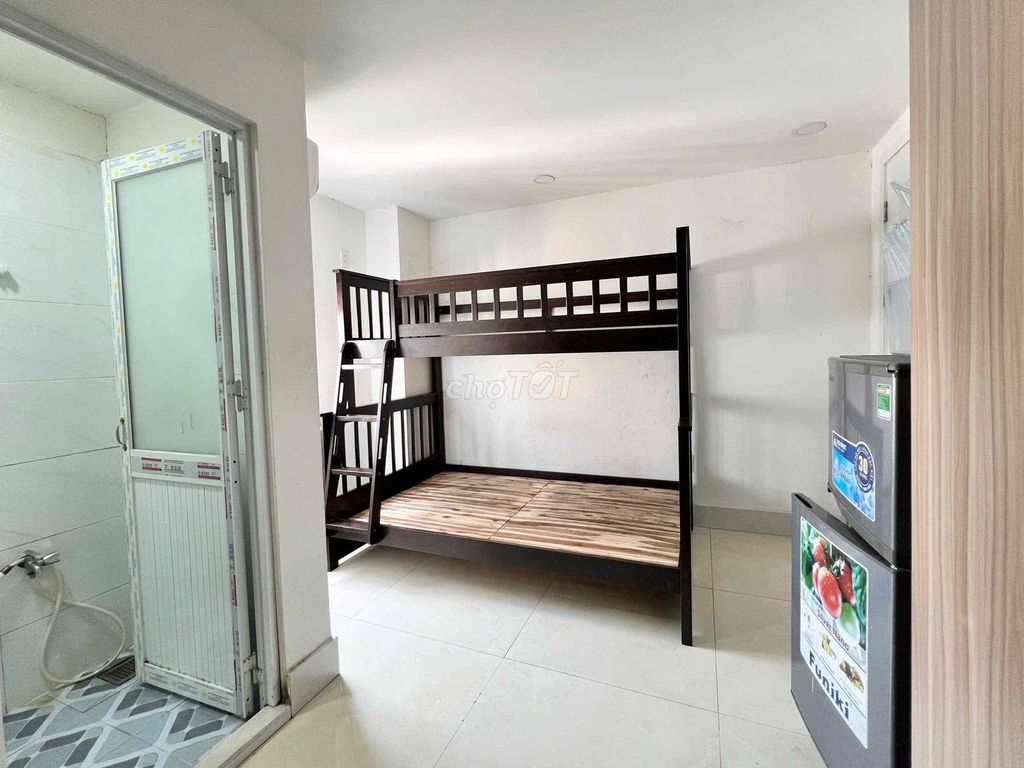 The Mint Full Seven Room near the Vietnamese Octet - cnc