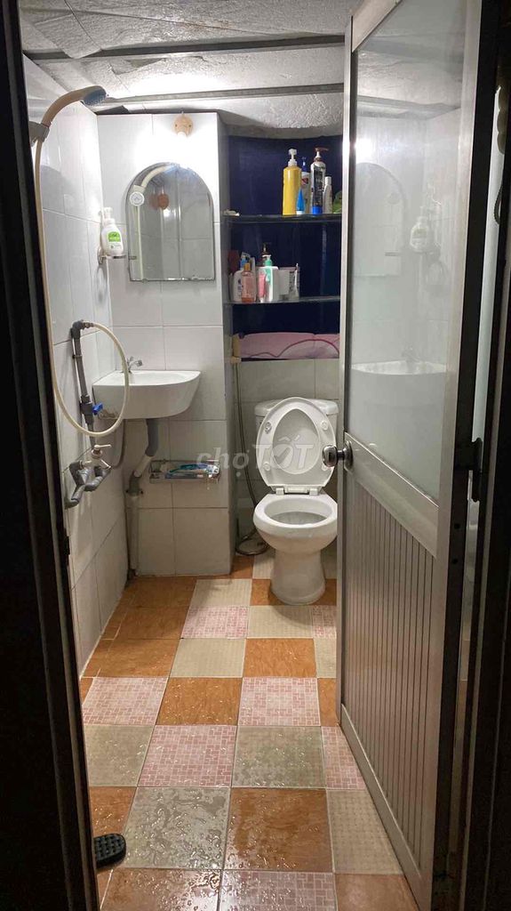 Rent room 2 million 3 next to the Park of Family