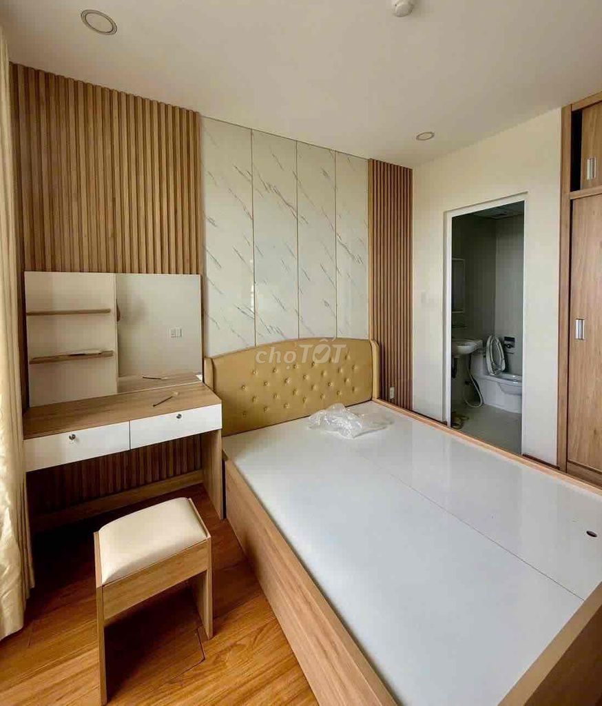 Rent Two Bedrooms and two Full interior toilets. Only 8.5 million. Xiang Xiang