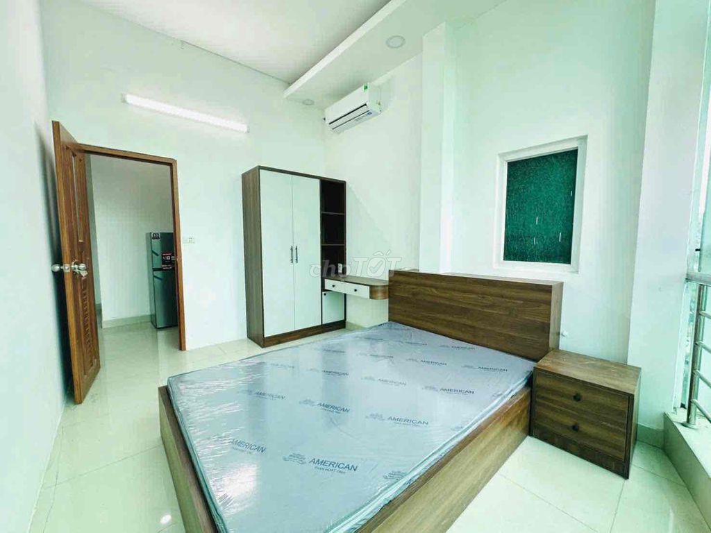 Rent a two-room apartment. One bathroom. A full-house elevator window.