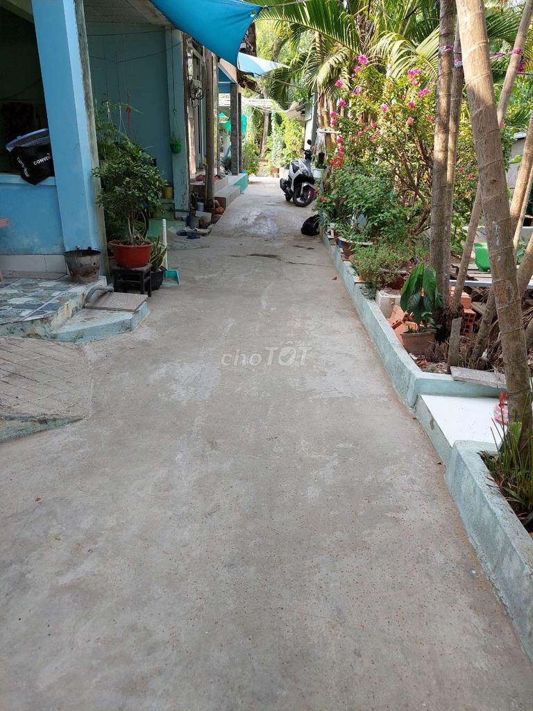 Rent room at Bình Hưng, Ho Chi Minh City.