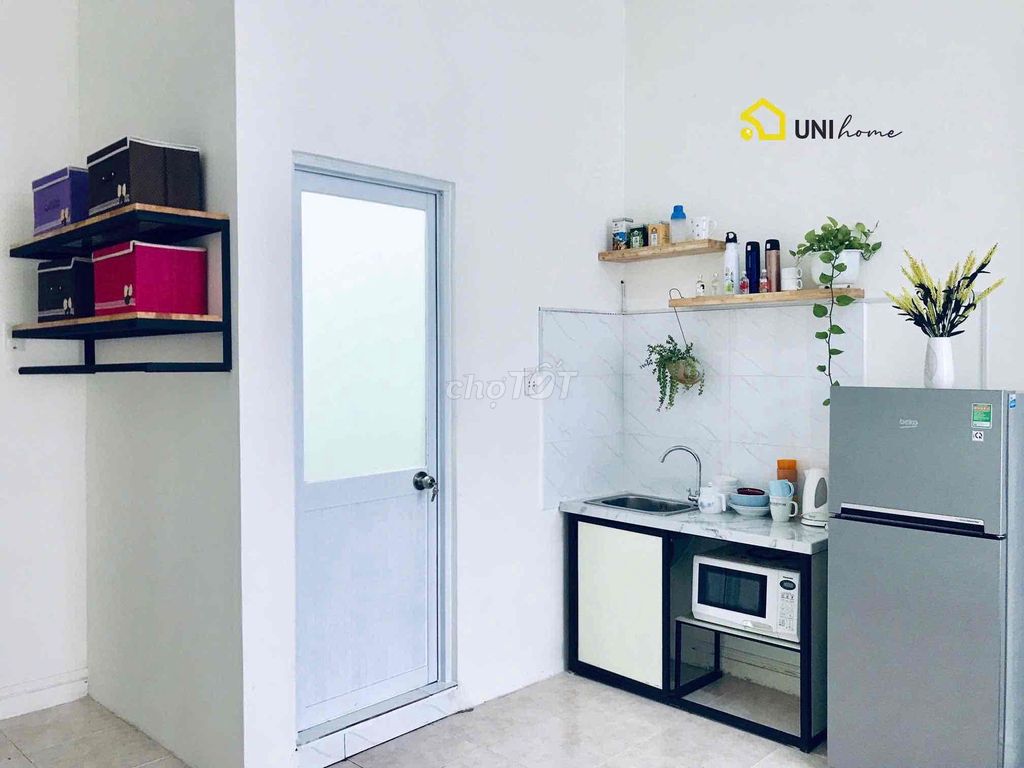 - Bạch Đằng, Tân Bình