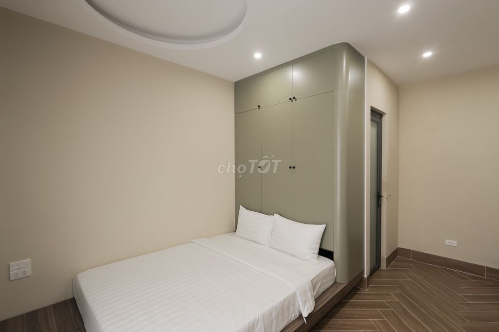 Renting rooms -- private space, security.