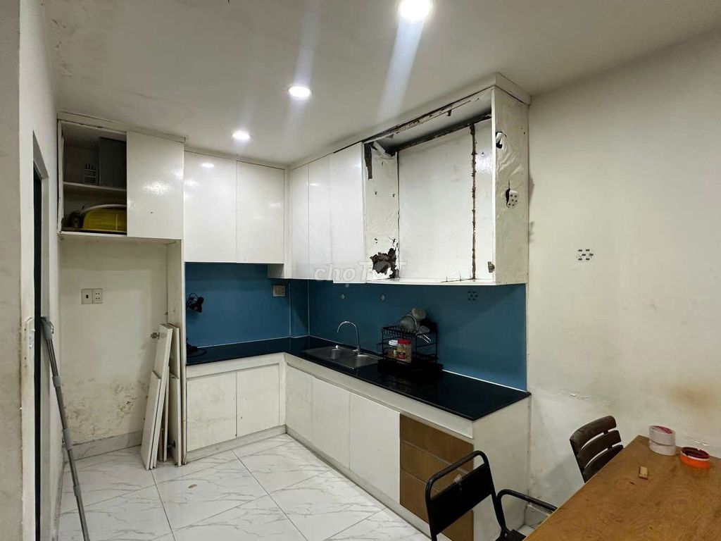 Rent the original house - August revolution, Tân Bình