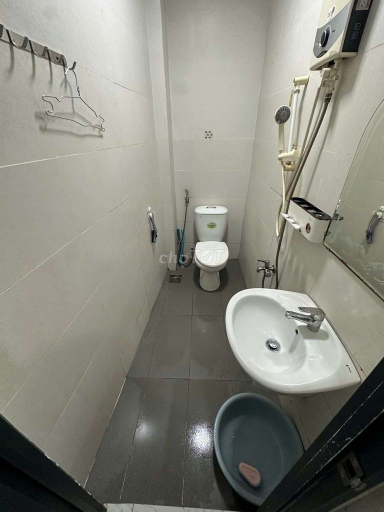 Rent the original house - August revolution, Tân Bình