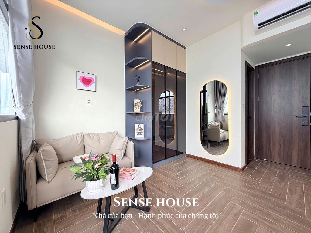 Synchronising Zhang Penthouses 100 percent new