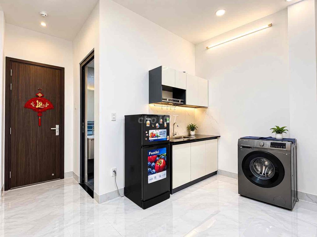 1 Bancol kitchen room full of furniture - private washing machine