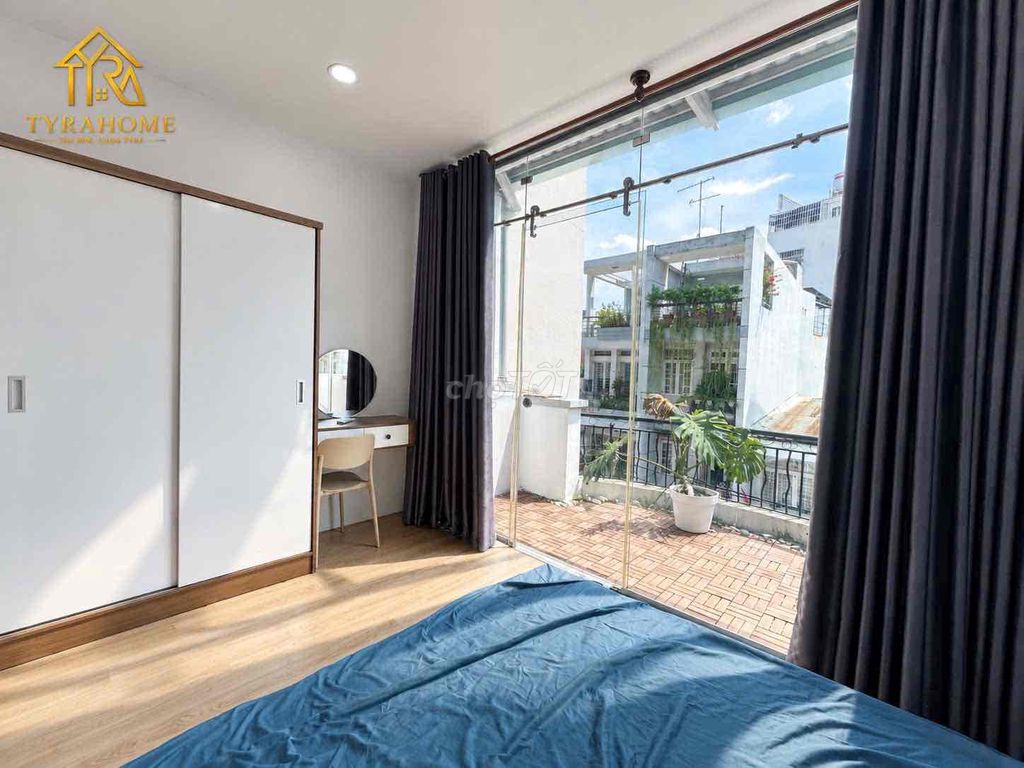 Nguyễn Kiệm balcony room, Phú Nhuận