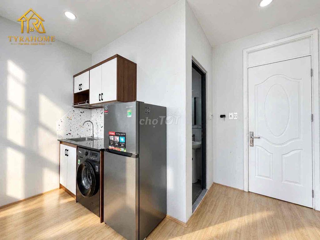 Nguyễn Kiệm balcony room, Phú Nhuận