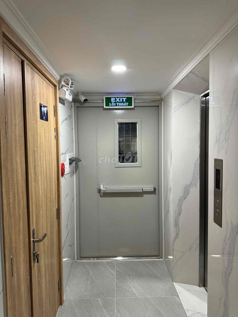Rent a building. 1 Trường Sa-719 Bình Thạnh.