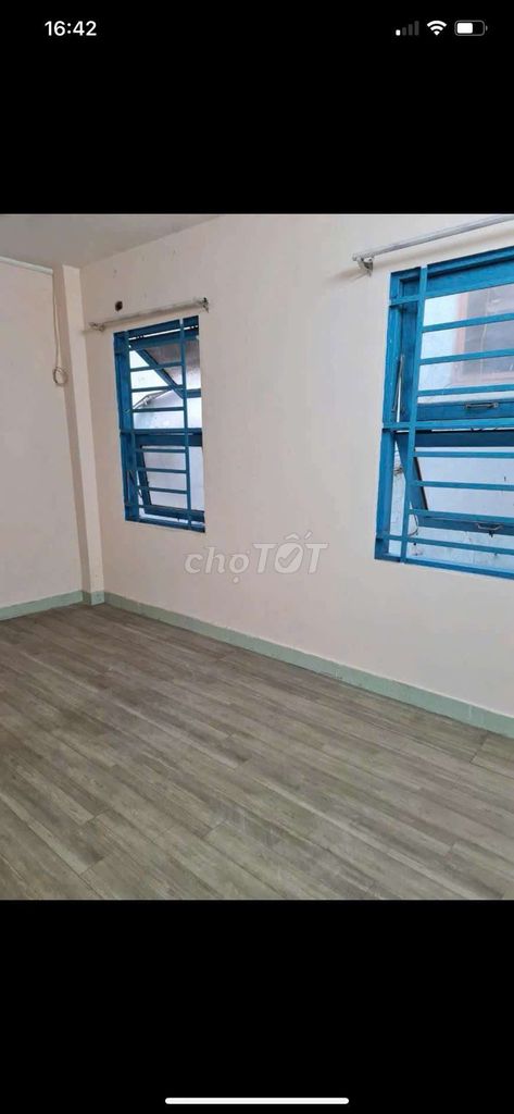 Rent the original house-- Ngô Tất Tố.