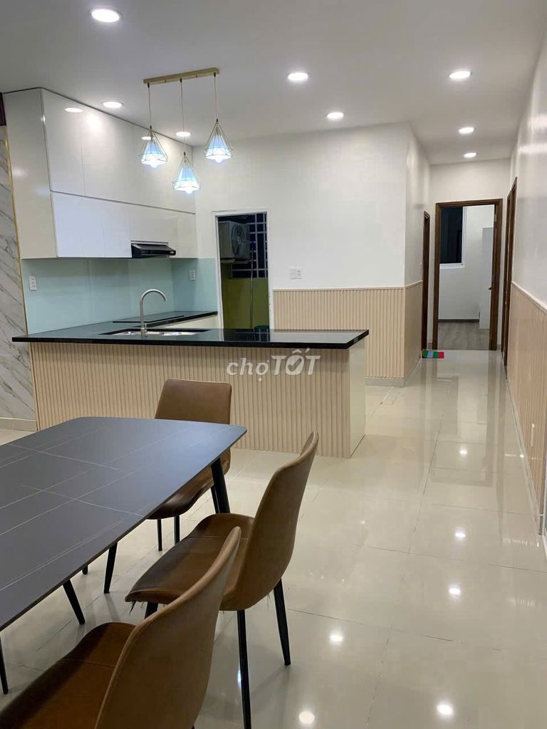Renting Belleza 44 m2 3 bedrooms full-view southeast interior