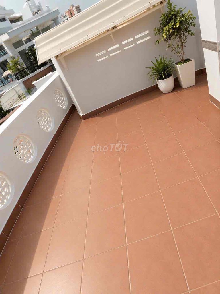 3 corner-- 3 bedrooms, 4 Xô Viết Nghệ Tĩnh toilets, 204 26, Bình Thạnh