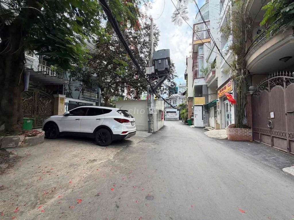 Rent the original house, the virgin's shelter-- 1894 24 Bình Thạnh