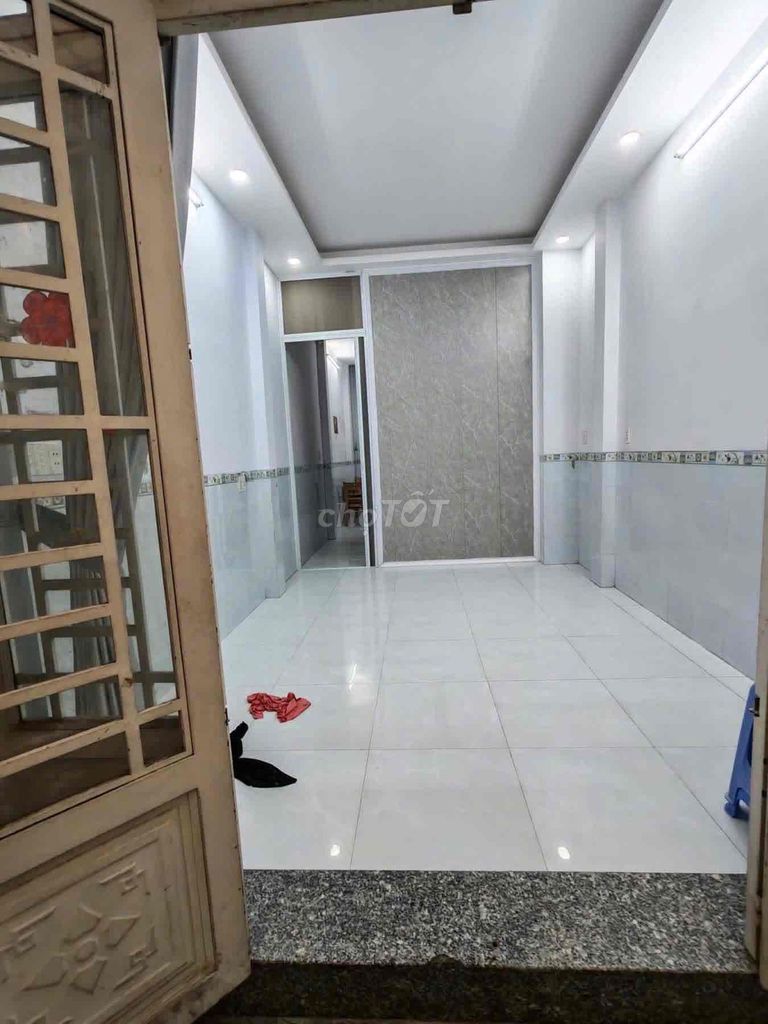Rent the original house, the virgin's shelter-- 1894 24 Bình Thạnh