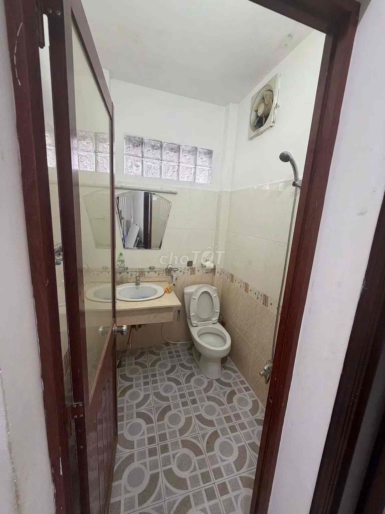 Rent the original house - hxm Nguyễn Hữu Cảnh, Bình Thạnh